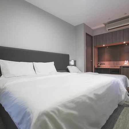 Amrise Hotel Kitchener Singapore Ngoại thất bức ảnh